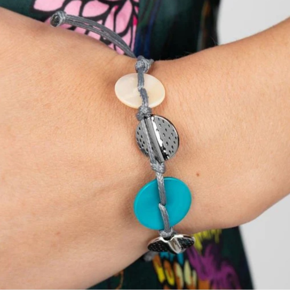🏖️🧜🏻‍♀️🏖️ “SHORE UP” BLUE BRACELET ~ PAPARAZZI❗️ 🏖️🧜🏻‍♀️🏖️